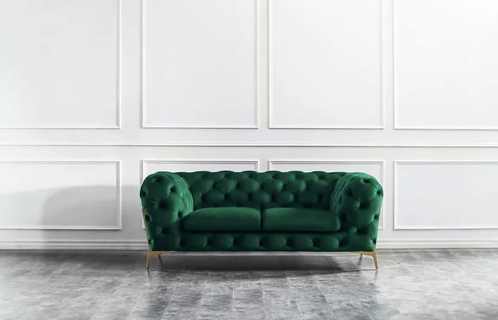 Luxury Green Velvet Chesterfield Sofa Set – Elegant Living Room Furniture with Gold Accents