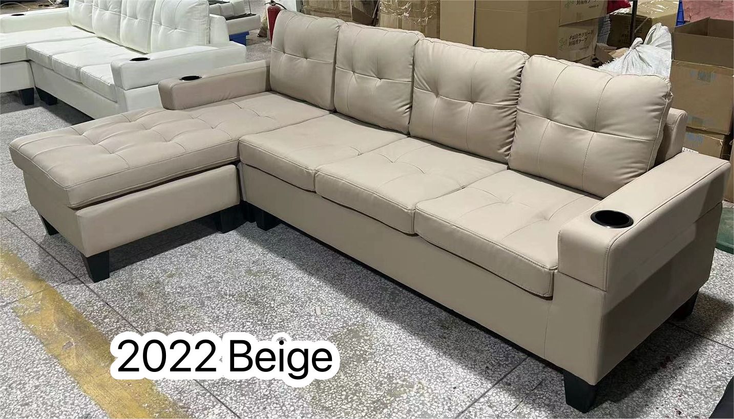 2022 reversible PU: black, beige Modern Comfort with Chaise & Cupholders